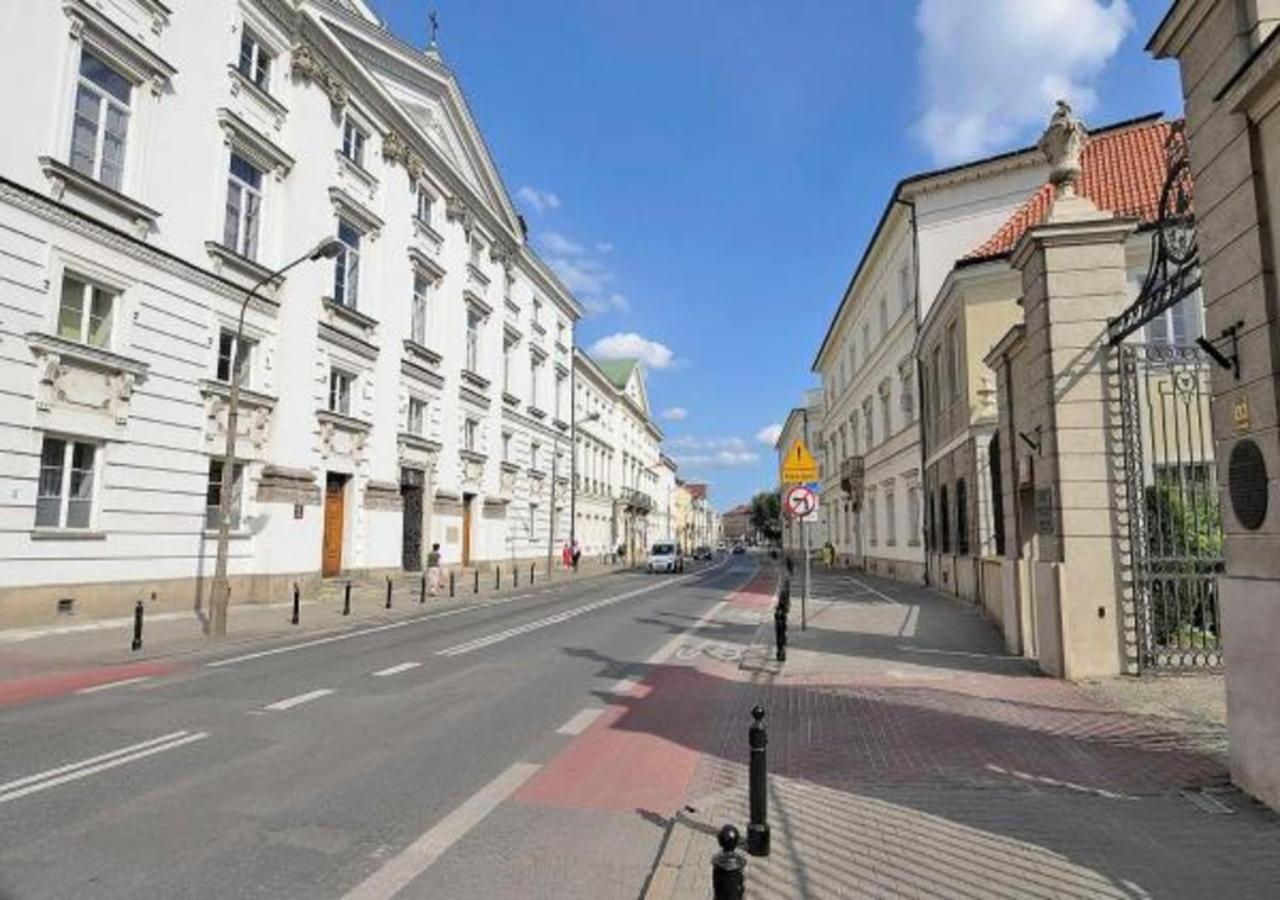 Miodowa Street P&O Serviced Apartments Varşovia Exterior foto