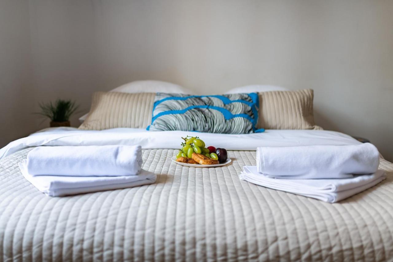 Miodowa Street P&O Serviced Apartments Varşovia Exterior foto